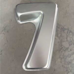 Number 7 Aluminum Cake Pan
